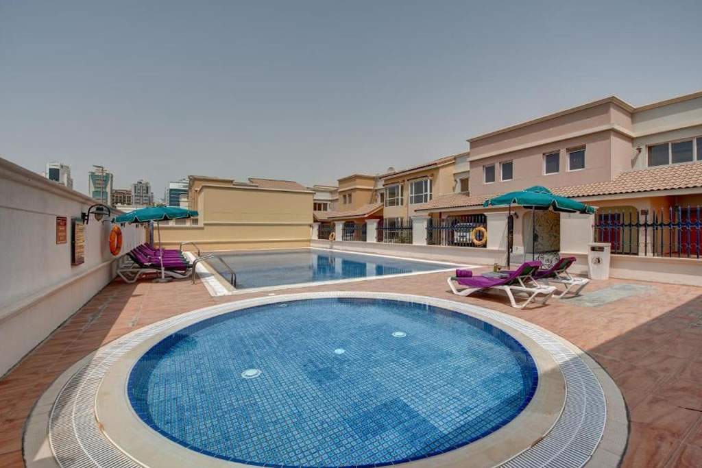 J5 Villas Holiday Homes Barsha Gardens