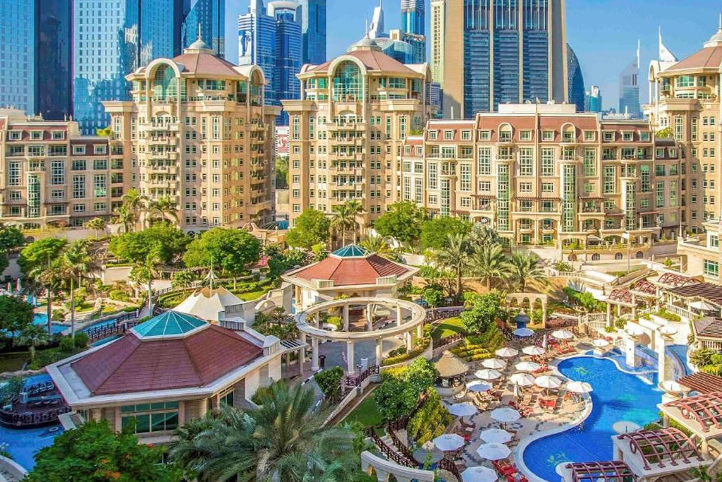 Swissôtel Al Murooj Dubai