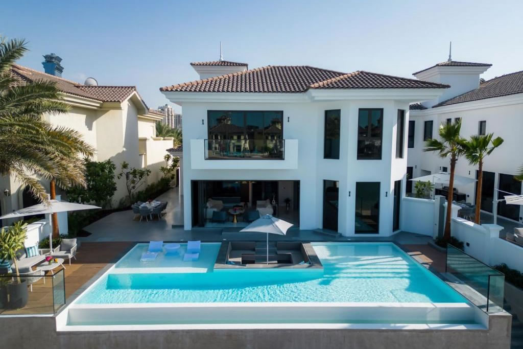 Villa Malissa- Exclusive 5-Bedroom Villa by Luxury Explorers' Collection