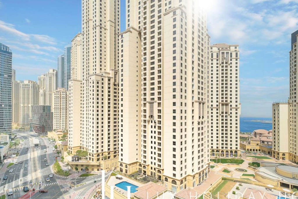 LUX | Contemporary Suite with Full Marina View 6