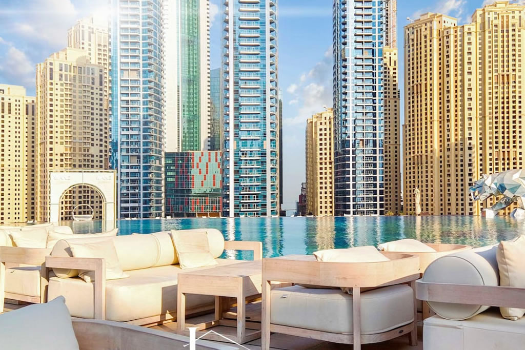 LUX | The JW Marina Studio 4