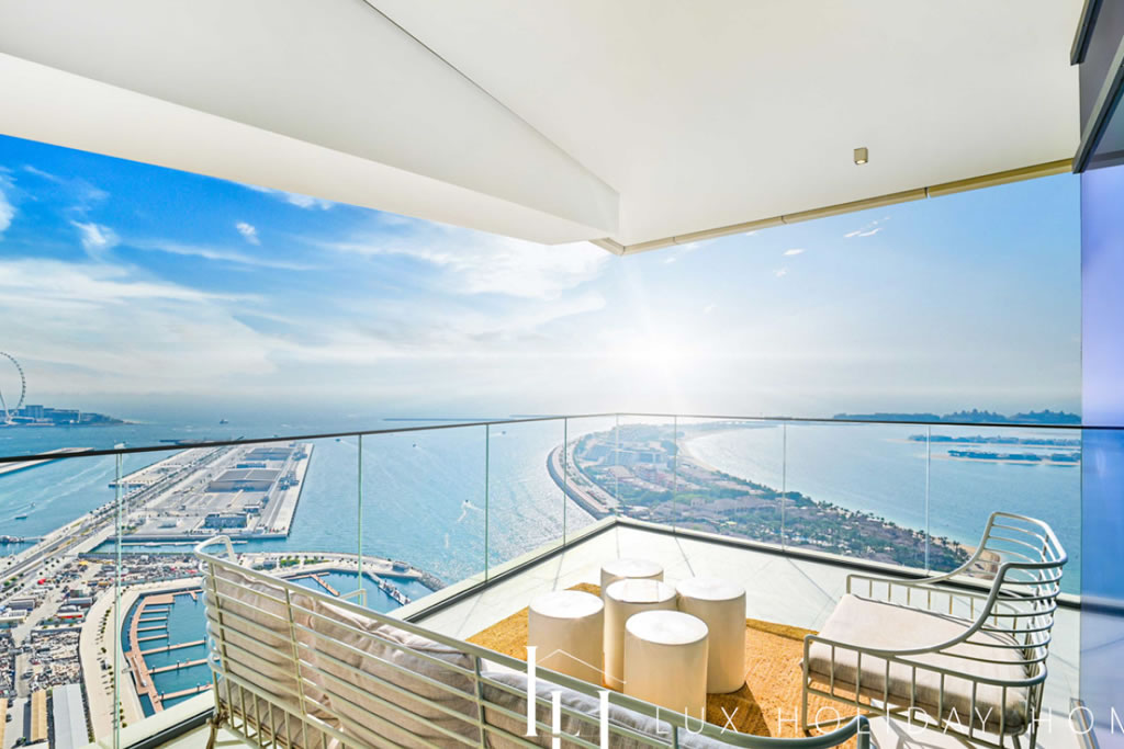 LUX | The ULTRA Luxury Palm Dubai Eye View Suite