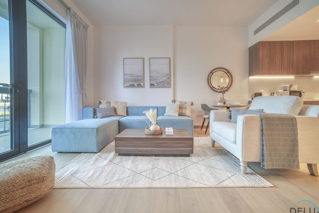 Placid 1BR at La Cote 5